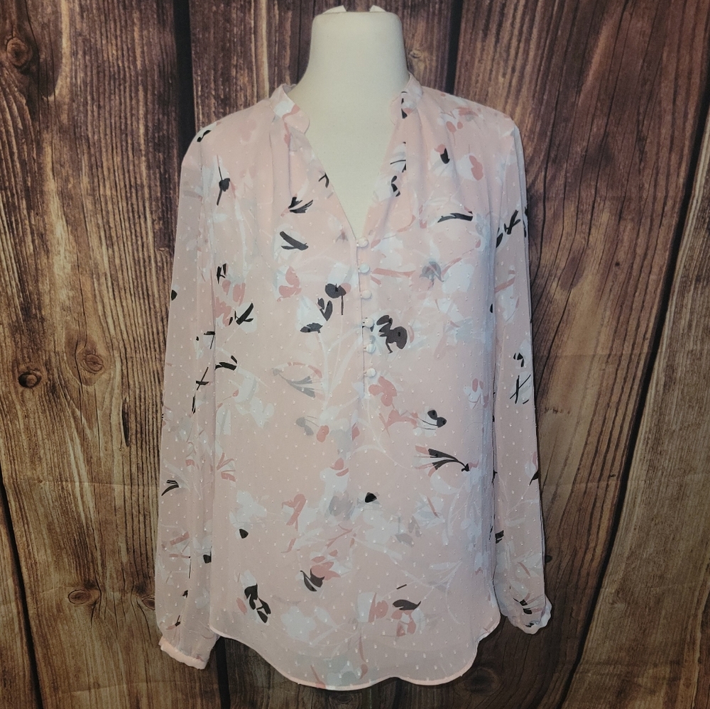 White House Black Market Top Size 10 Pink Floral